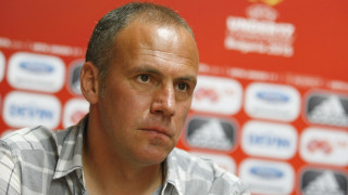 Бившият футболен национал на България Радостин Кишишев предпочита следващият треньор