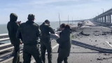 Кримският мост е взривен с камион с експлозиви, трима са загинали