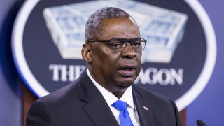 Шефът на Пентагона Лойд Остин настоя че експанзивните претенции на