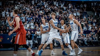 Баскетболистът на Чикао Булс Лаури Марканен вкара 27 точки и