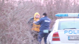 Заловиха турски каналджия с шестима мигранти на АМ Тракия Около