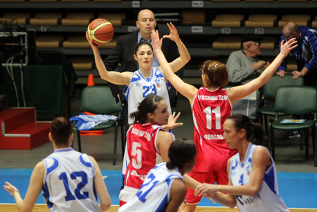 Левски разби Рилецо при дамите