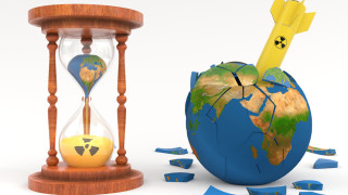 Една след друга дигите на международния ред рухват и законът