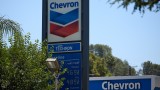 И "Шеврон" иска хапка от "Лукойл"