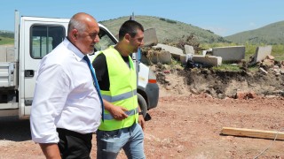 Развитието на инфраструктурата и икономиката на страната е сред водещите