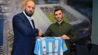 Слован Братислава официално представи новото си попълнение Ален Ожболт Словенецът