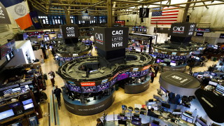 Нюйоркската фондова борса изключва три китайски компании