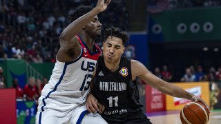 Големият фаворит на Световното първенство по баскетбол САЩ започна