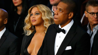 Видеоклипът към песента Family Feud на Джей Зи който е