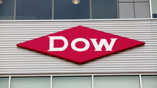 Заради мегасделка Dow Chemical съкращава 2,5 хиляди работни места