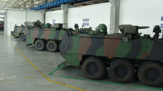 Молдова получи първата партида бронетранспортьори Пираня от Германия съобщи във