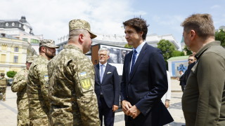 Канадският премиер Джъстин Трюдо посети Киев в събота в знак