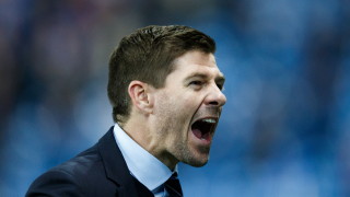 Стивън Джерард взе участие в благотворителен сблъсък между ветерани на