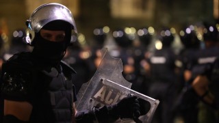 До сблъсъци между демонстранти и полиция се е стигнало по