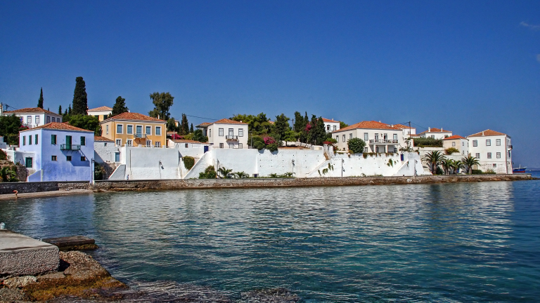 Гърция се колебае за чуждестранния туризъм
