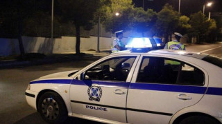 Кола с мигранти катастрофира след полицейско преследване в Северна Гърция
