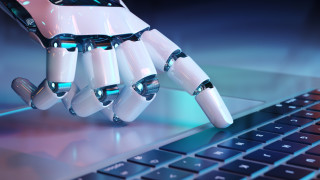 Експерт иска забавяне на развитието на AI – имало риск да убие всички хора на планетата