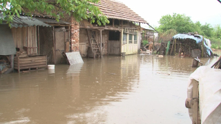 Врачанското село Нивянин е под вода