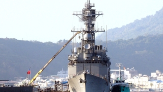 Военното министерство на Китай обяви че се консултира със САЩ