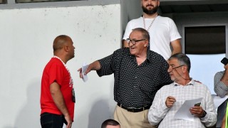 Бившият халф на ЦСКА Борислав Средков даде обяд на стадион