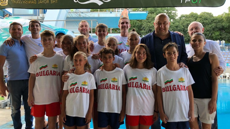 Министър Кралев откри Балканските игри по скокове във вода за юноши и девойки във Варнa