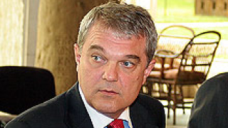 ДСБ отново поискаха оставката на Румен Петков
