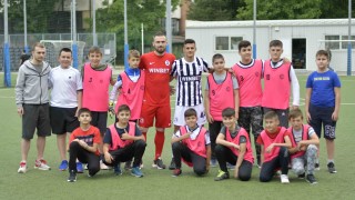 Играчите на Локо зарадваха деца на спортния празник на ОДК Пловдив