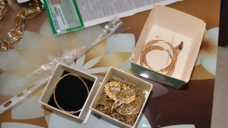 Хванаха лихвар с 5 заложни билета и около 300 грама злато в Монтана