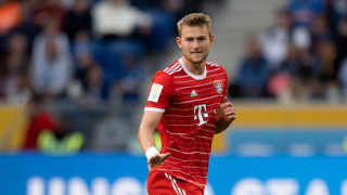 Матайс де Лихт пропусна последната тренировка и вероятно няма да