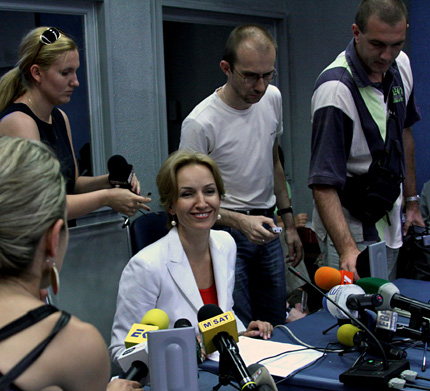 Външно: Край на разговора за предпазни клаузи