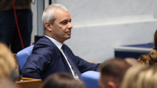 Правителството натисна бутона пауза в процеса по присъединяване в Еврозоната