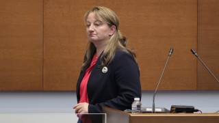 Народното събрание отложи гласуването на второ четене на измененията в