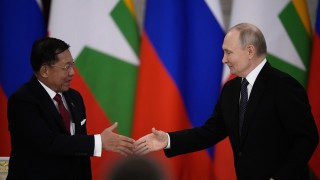 Русия и управляващата хунта в Мианмар продължават с плановете за