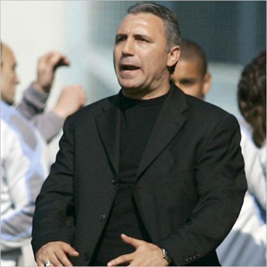 Стоичков стартира с реми в Сегунда Дивисион