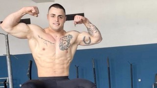 Звездата ни в щангите Карлос Насар е готов да направи