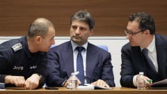 СДВР уверява, че спецполицаи са бранили централата на ДПС-Ново начало