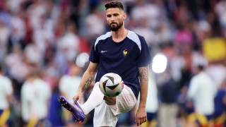 Наставникът на Франция Дидие Дешан оцени представянето на своя нападател