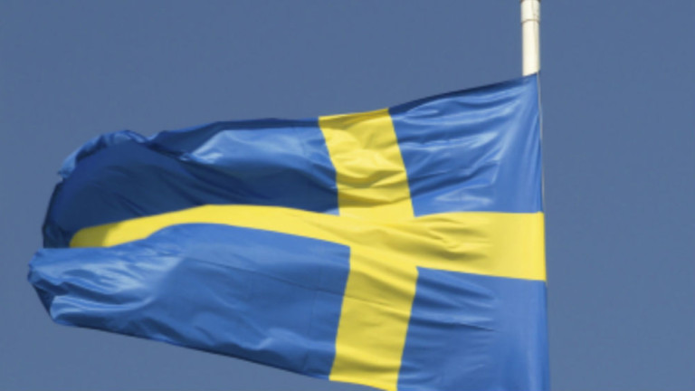 В Швеция задържаха пияни руски моряци – заседнали с кораба им в плитчина