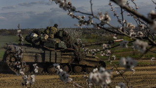 Украинските войски ри контранастъплението си срещу окупационните руски сили Това