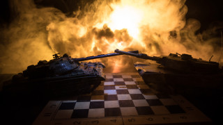 С глобален запас от около 13 000 ядрени бойни глави