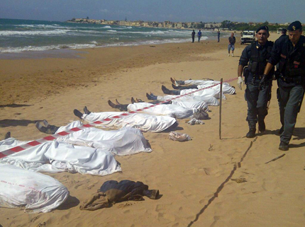 Жертвите на корабокрушението при остров Лампедуза вече са 311