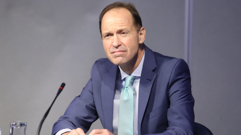 Окуражаващи стъпки в подобряване на отношенията с РСМ, вижда МВнР