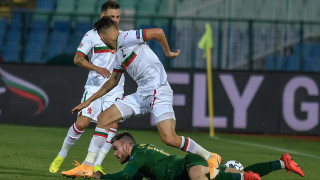 Българският национален отбор по футбол излиза с амбицията да вземе