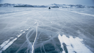 През зимата когато Балтийско море замръзва Естония отваря няколко пътя за смелите