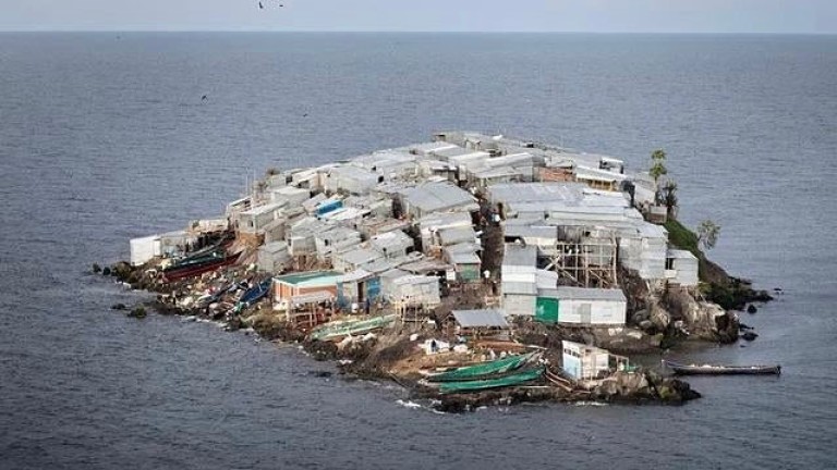 Остров Мигинго - как 1000 души живеят на 2000 кв.м
