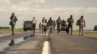 Вече няколко десетилетия се говори за екранизация по Дългата разходка