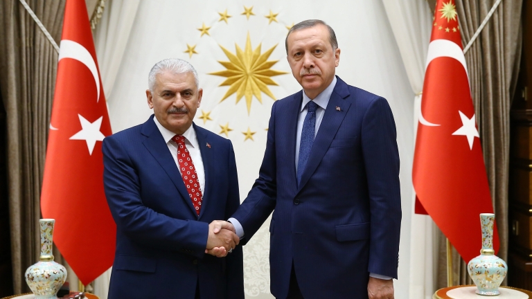 Ердоган одобри състава на правителството на Бинали Йълдъръм