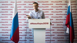 Руският опозиционен лидер Алексей Навални съобщи че бойкотира президентските избори