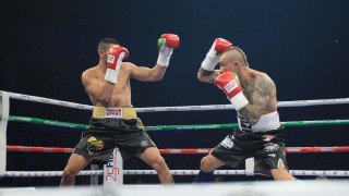 Българският боксьор Йосиф Панов не остави никакви шансове на Анзор