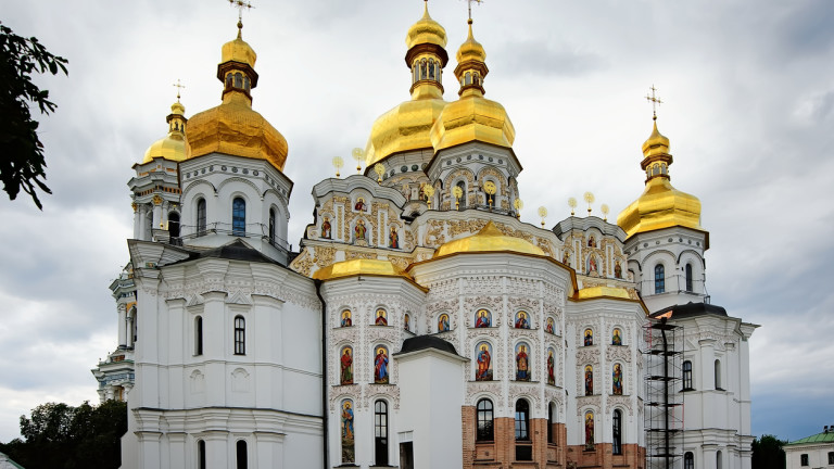 Киево-Печорската лавра официално се регистрира като украински манастир